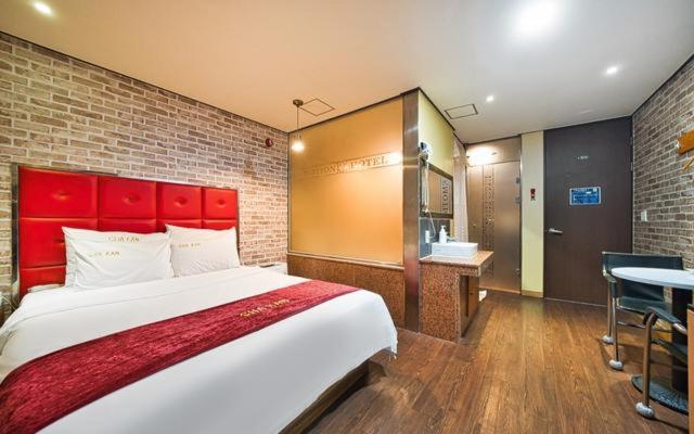 Chakan Hotel جونسان المظهر الخارجي الصورة