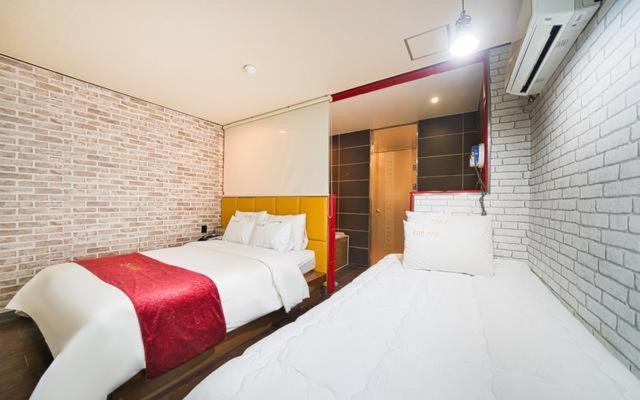 Chakan Hotel جونسان المظهر الخارجي الصورة